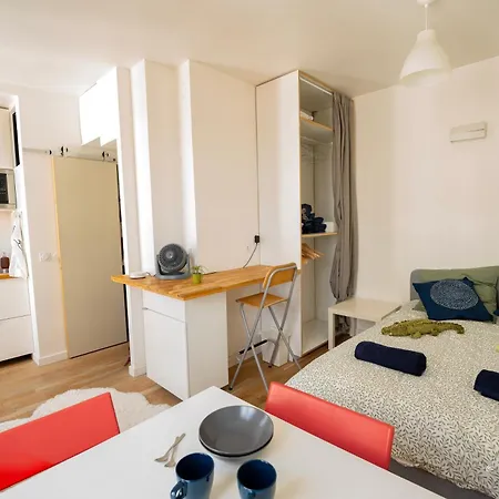 Cosy - 5mn To Paris Appartement
